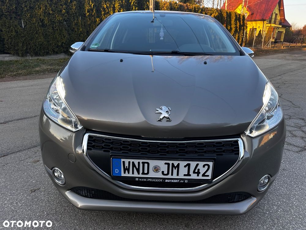 Peugeot 208 PureTech 82 Urban Move - 11