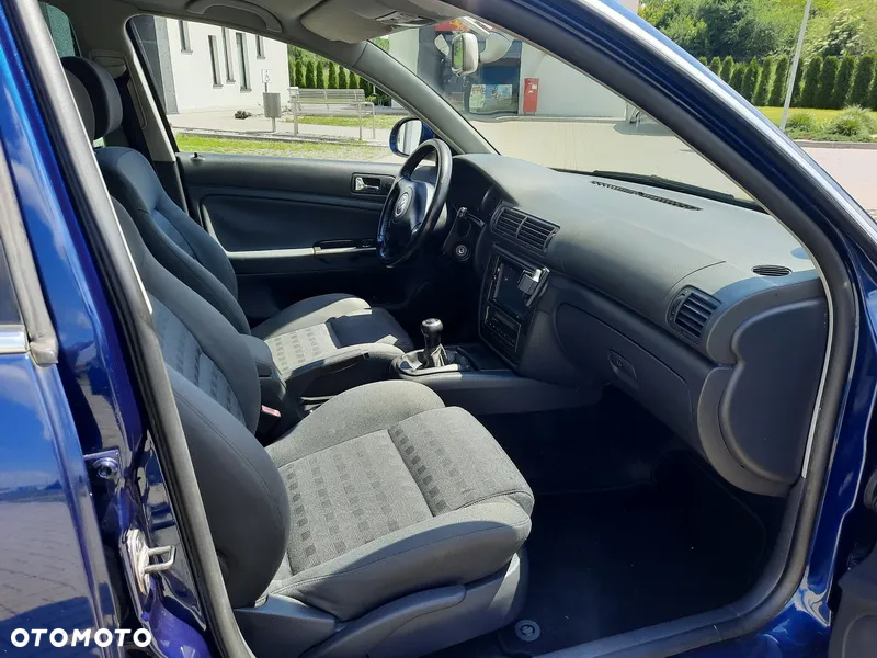 Volkswagen Passat - 6