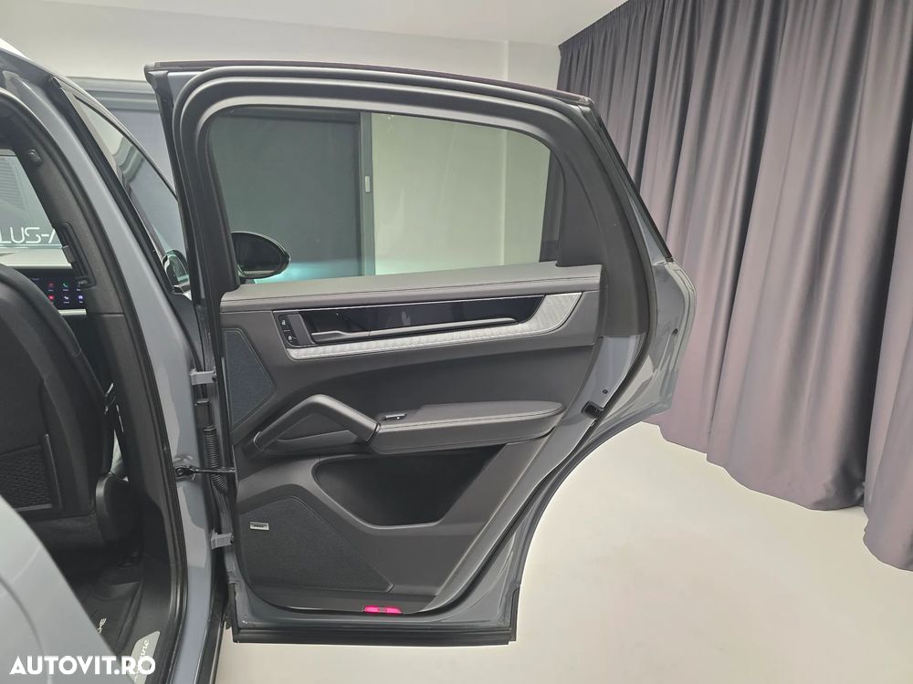 Porsche Cayenne Coupe S Tiptronic S - 24