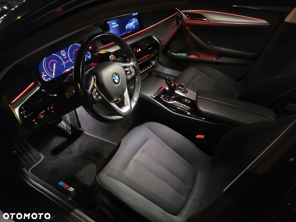 BMW Seria 5 - 38