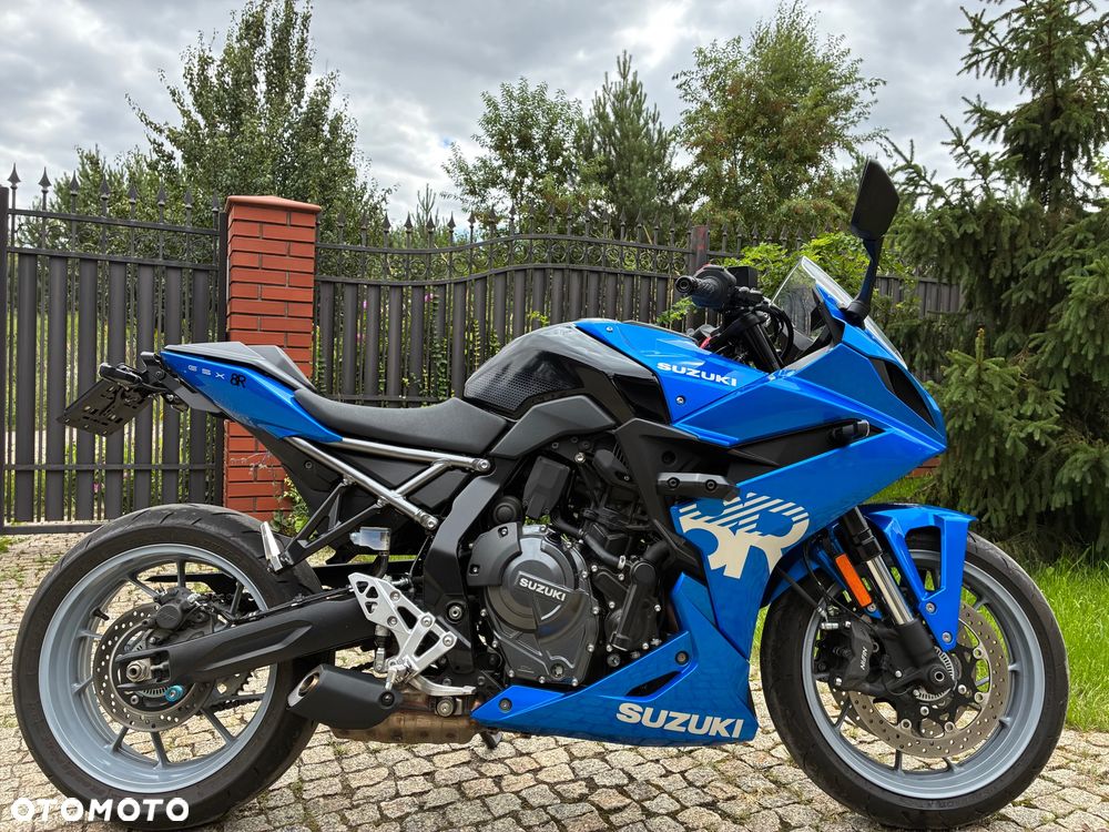 Suzuki GSX - 1