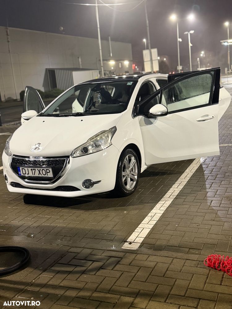 Peugeot 208 82 PureTech Style - 9
