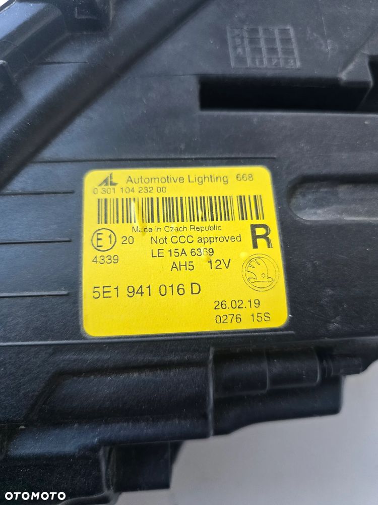 Lampa full led przednia prawa skoda octavia III lift 2016- - 8