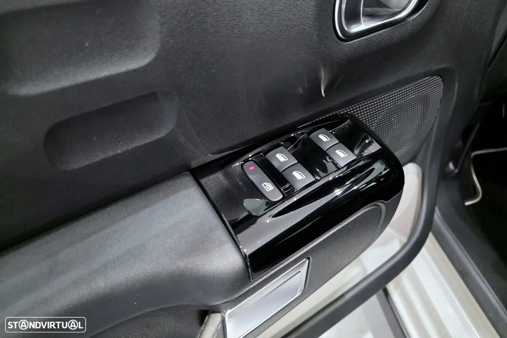 Citroën C3 Pure Tech S&S Saint James - 9