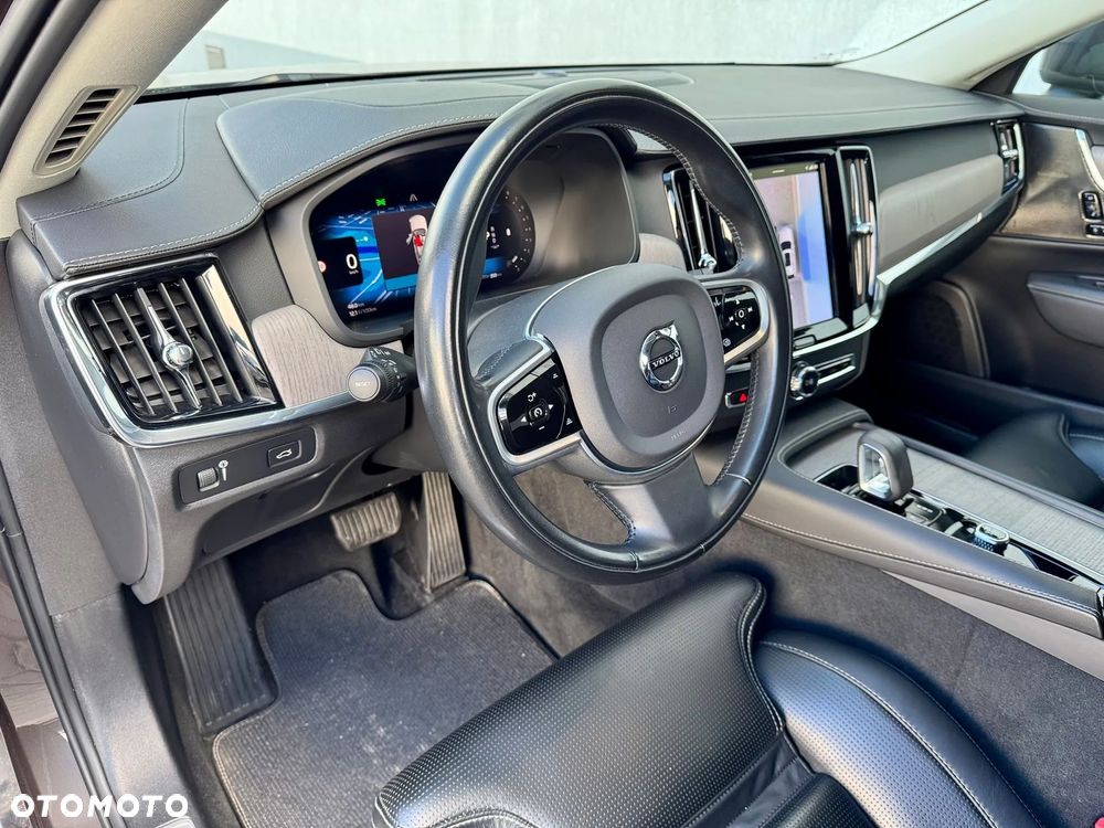 Volvo V90 Cross Country B5 B AWD Pro - 19