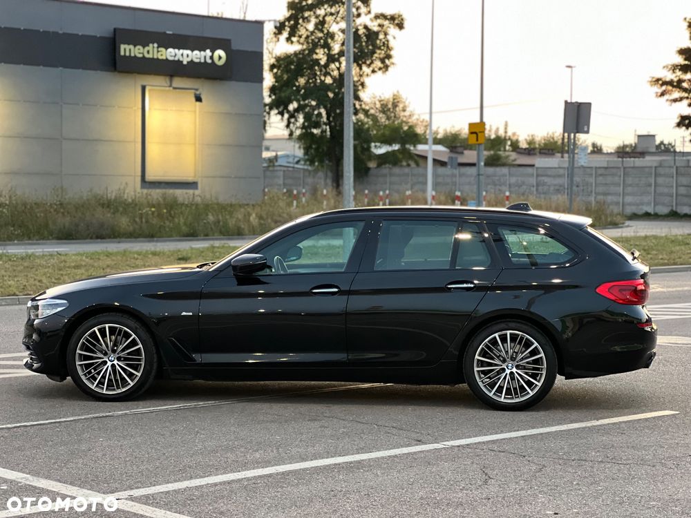 BMW Seria 5 520d Sport Line - 12