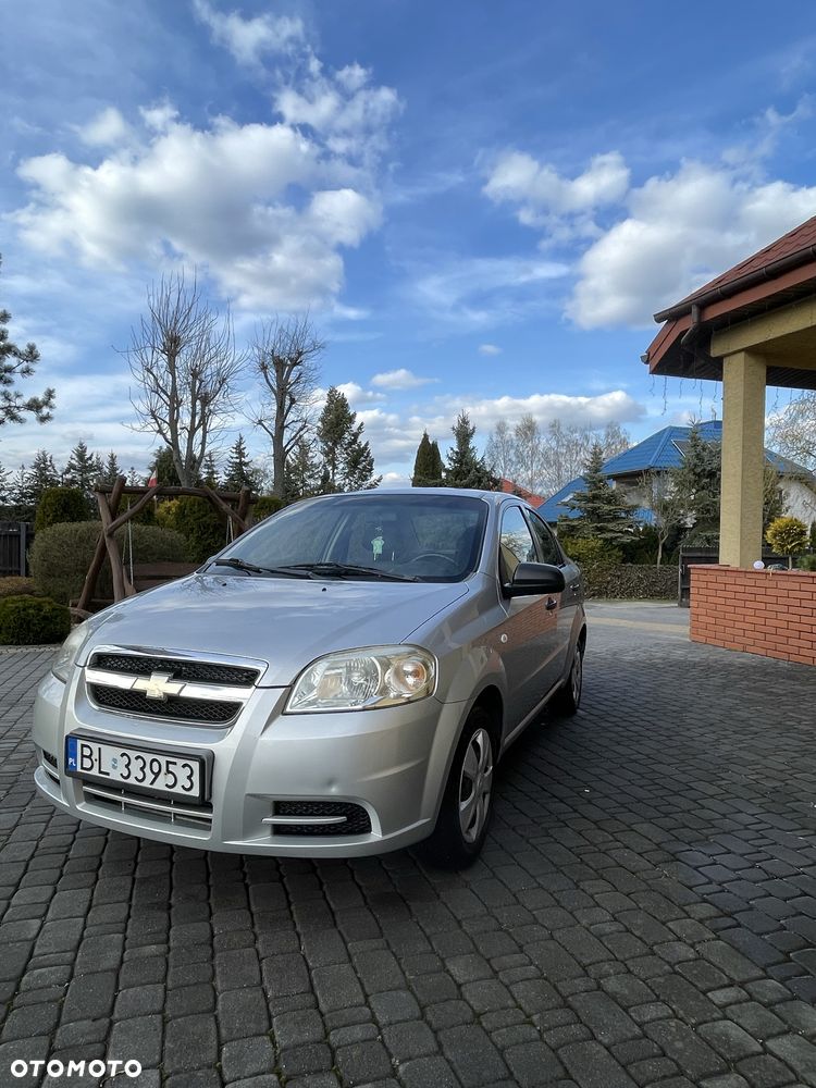 Chevrolet Aveo - 2