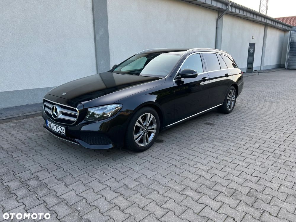 Mercedes-Benz Klasa E 220 d 4Matic 9G-TRONIC - 8