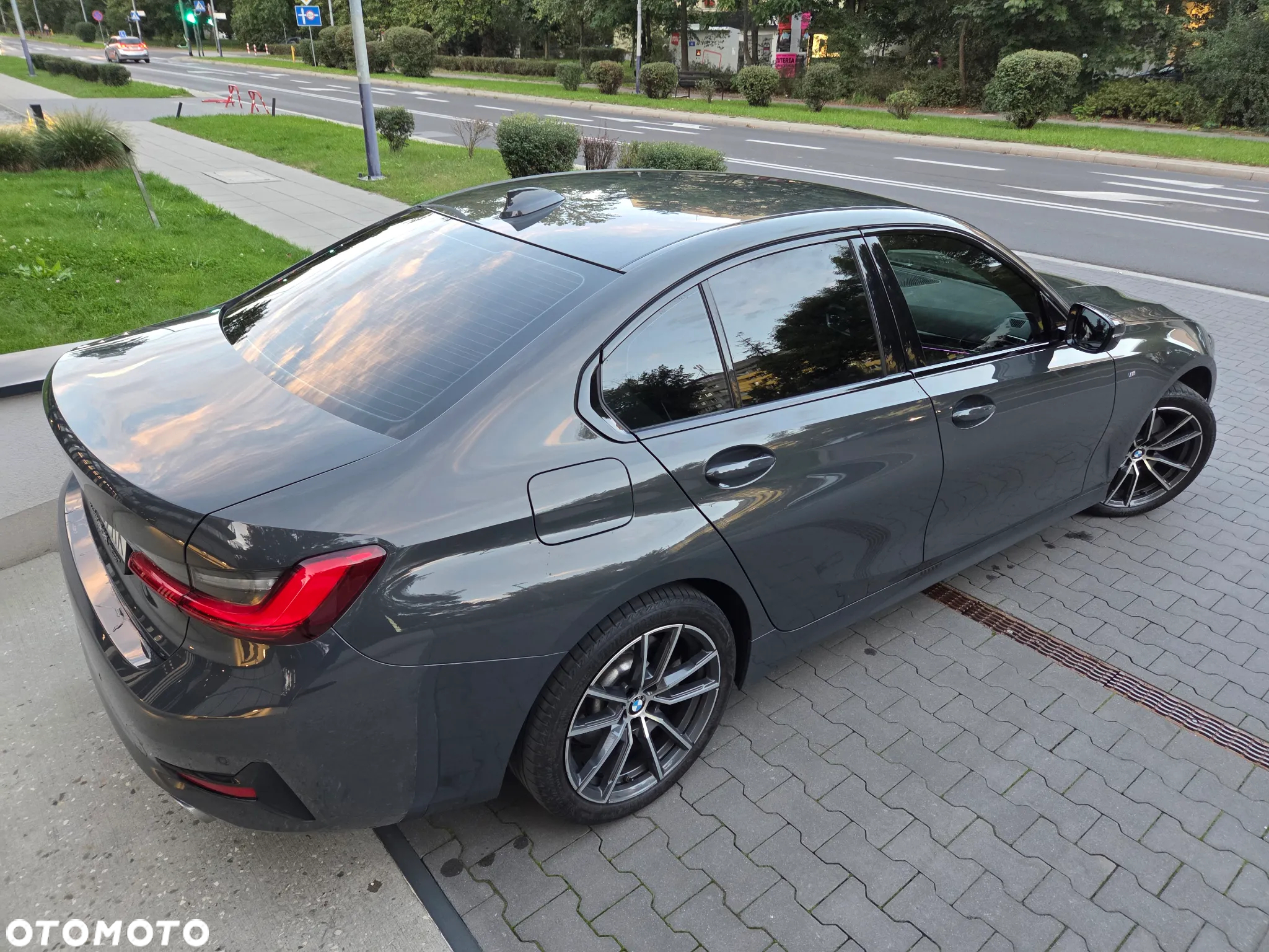 BMW Seria 3 330i xDrive M Sport sport - 8