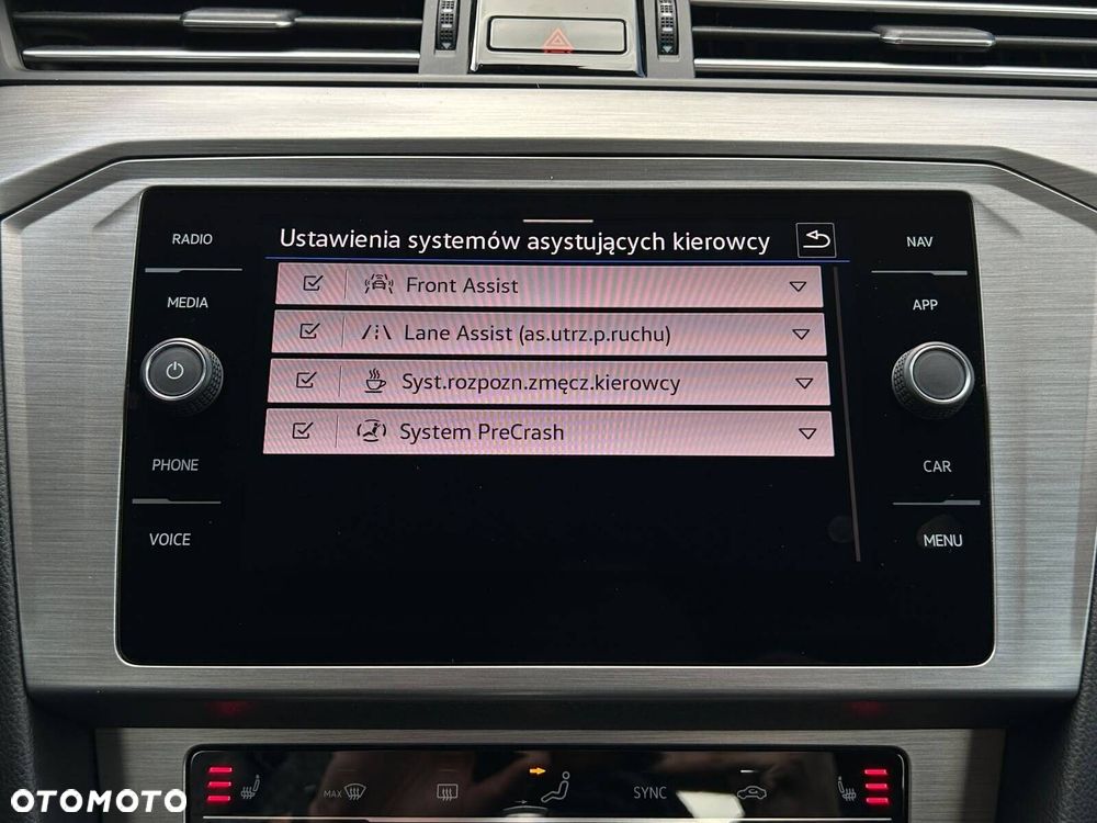 Volkswagen Passat 1.5 TSI EVO Essence DSG - 29