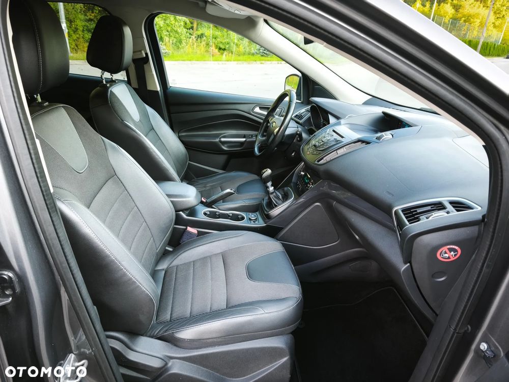 Ford Kuga 2.0 TDCi 4WD Titanium - 19