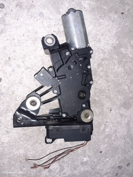 ATUADOR E MOTOR LIMPA VIDROS BMW E61 - 4