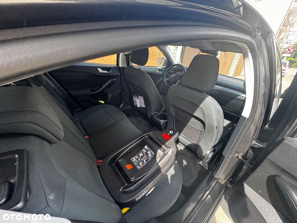 Ford Focus 1.5 TDCi Trend Sport - 6
