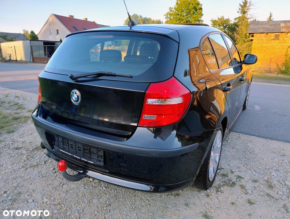BMW Seria 1 118i - 25