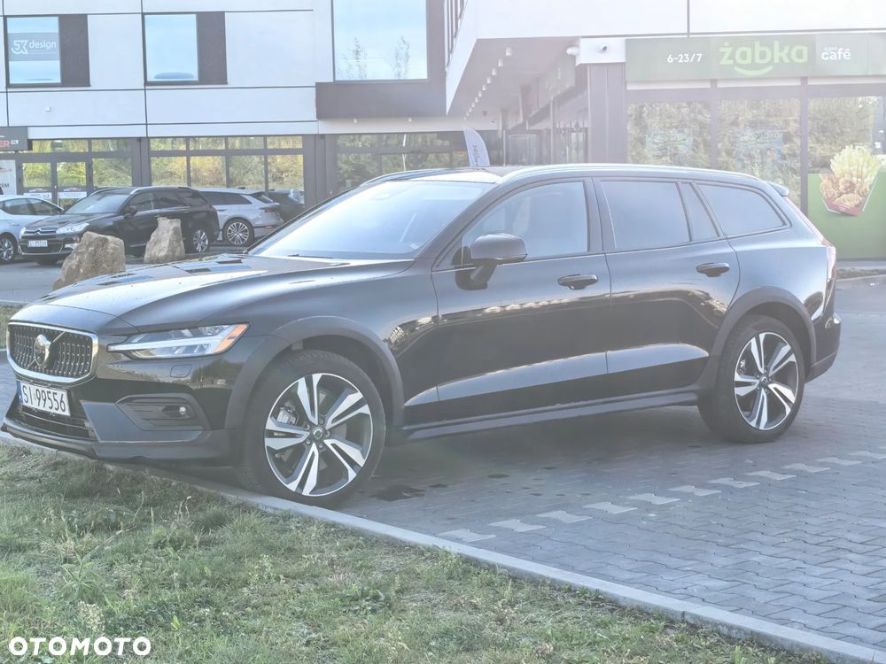 Volvo V60 B5 B AWD Plus Dark - 6