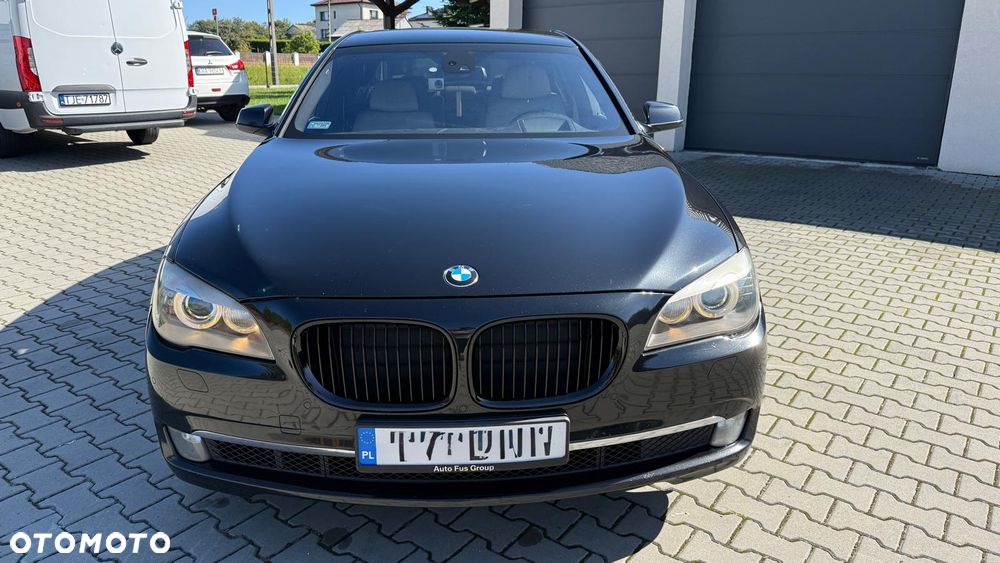 BMW Seria 7 740d xDrive - 4