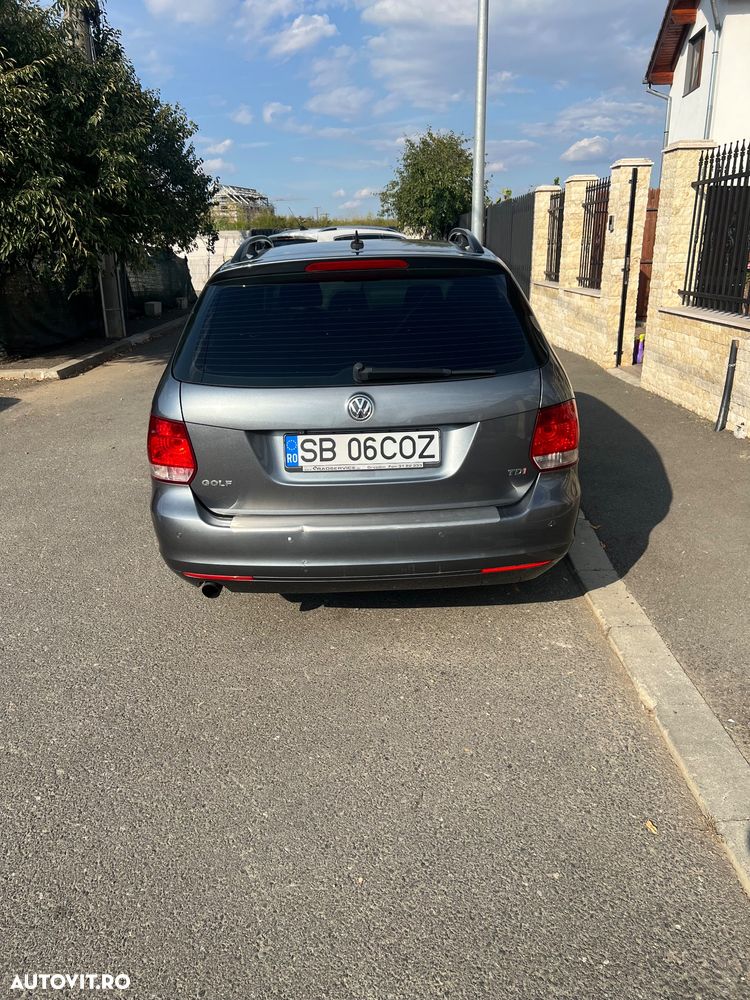 Volkswagen Golf - 2