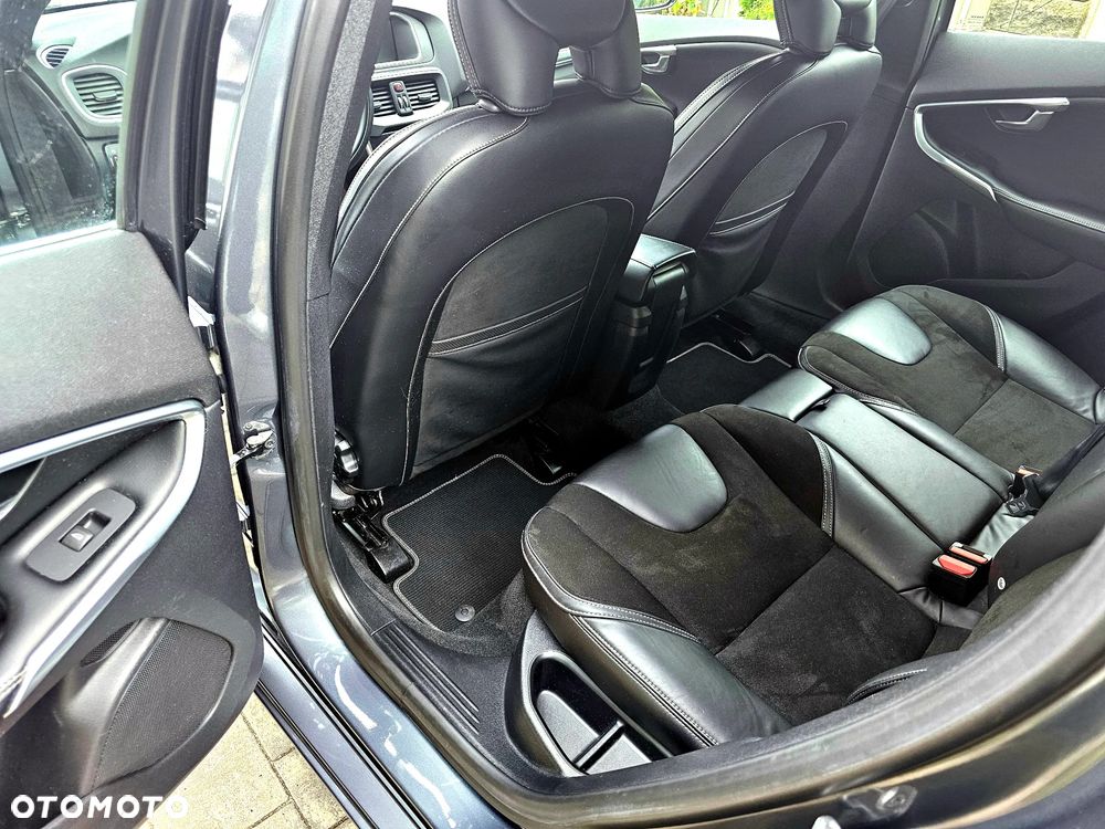 Volvo V40 D2 R-Design Kinetic - 21