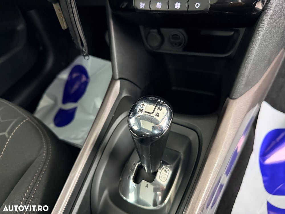 Peugeot 2008 1.2 e-VTi STT ETG Active - 11