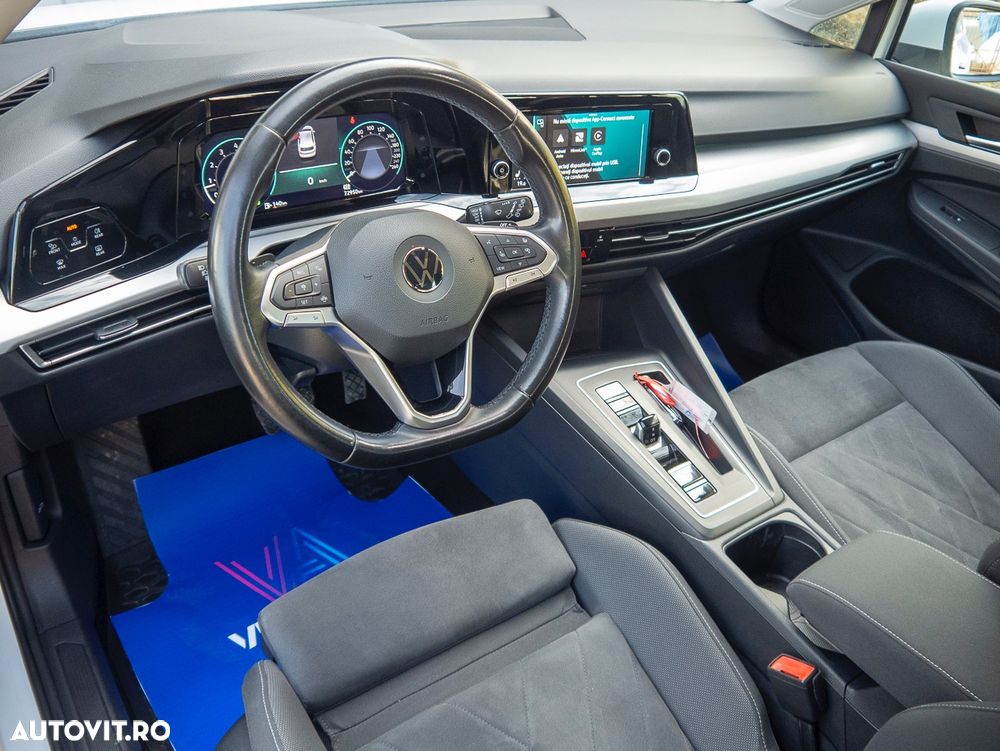 Volkswagen Golf 1.5 eTSI ACT DSG MHEV Style - 3