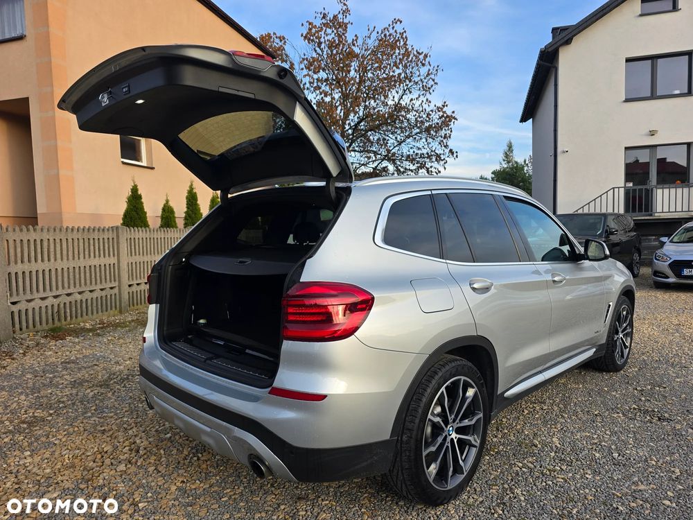 BMW X3 xDrive30i GPF Luxury Line - 8