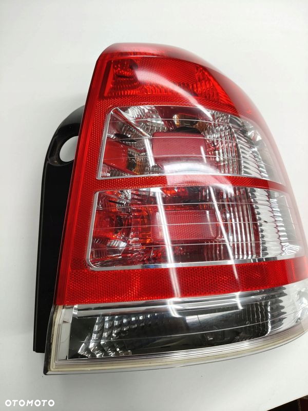 LAMPA PRAWY TYŁ PRAWA TYLNA OPEL ZAFIRA B LIFT - 3