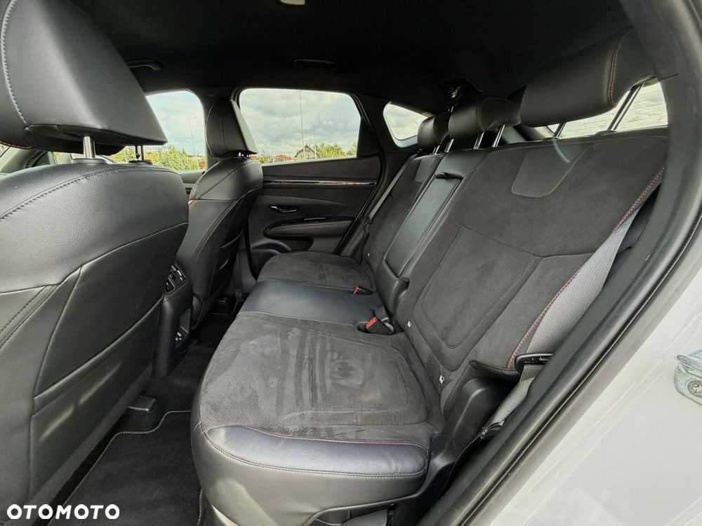 Hyundai Tucson 1.6 T-GDi HEV 2WD N Line - 23