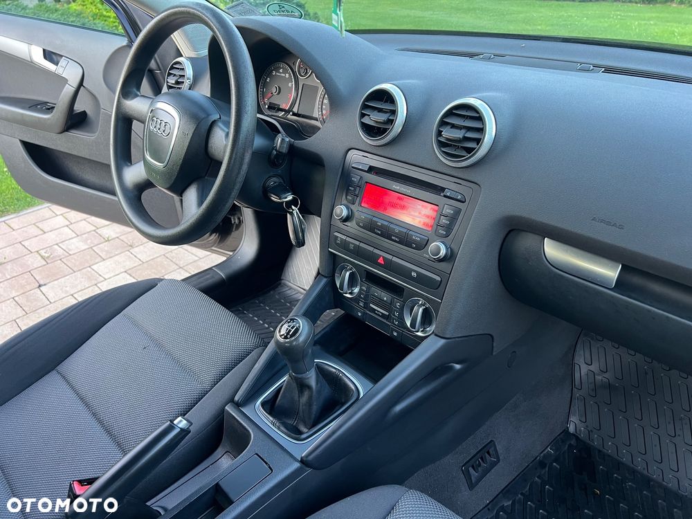 Audi A3 Sportback 1.4 TFSI Ambition - 31