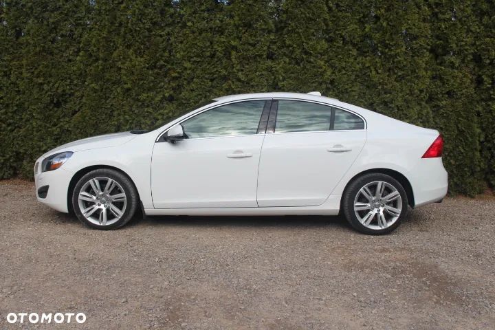 Volvo S60 T6 AWD Momentum - 2