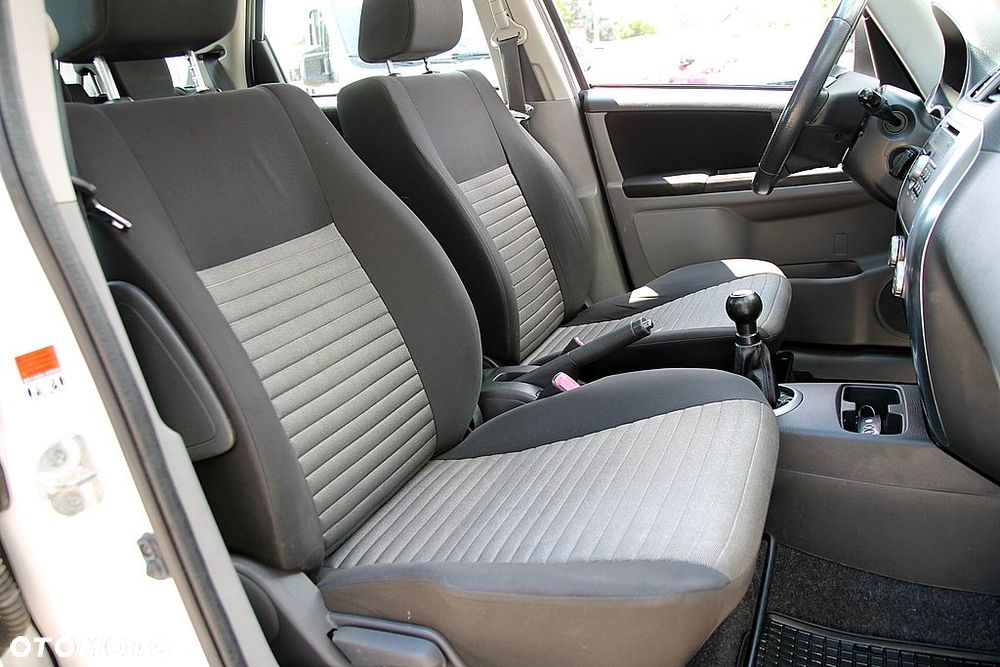 Suzuki SX4 1.6 VVT 4x4 Comfort - 16