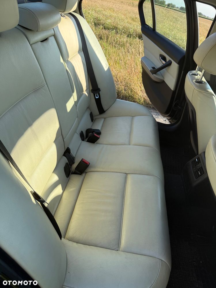 BMW Seria 3 - 14