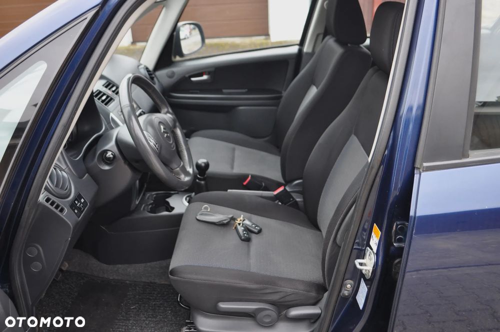 Suzuki SX4 1.6 VVT 4x2 Comfort - 18