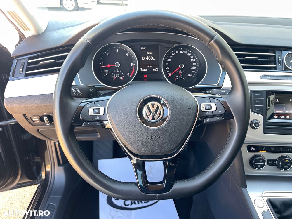 Volkswagen Passat 2.0 TDI SCR Comfortline - 37