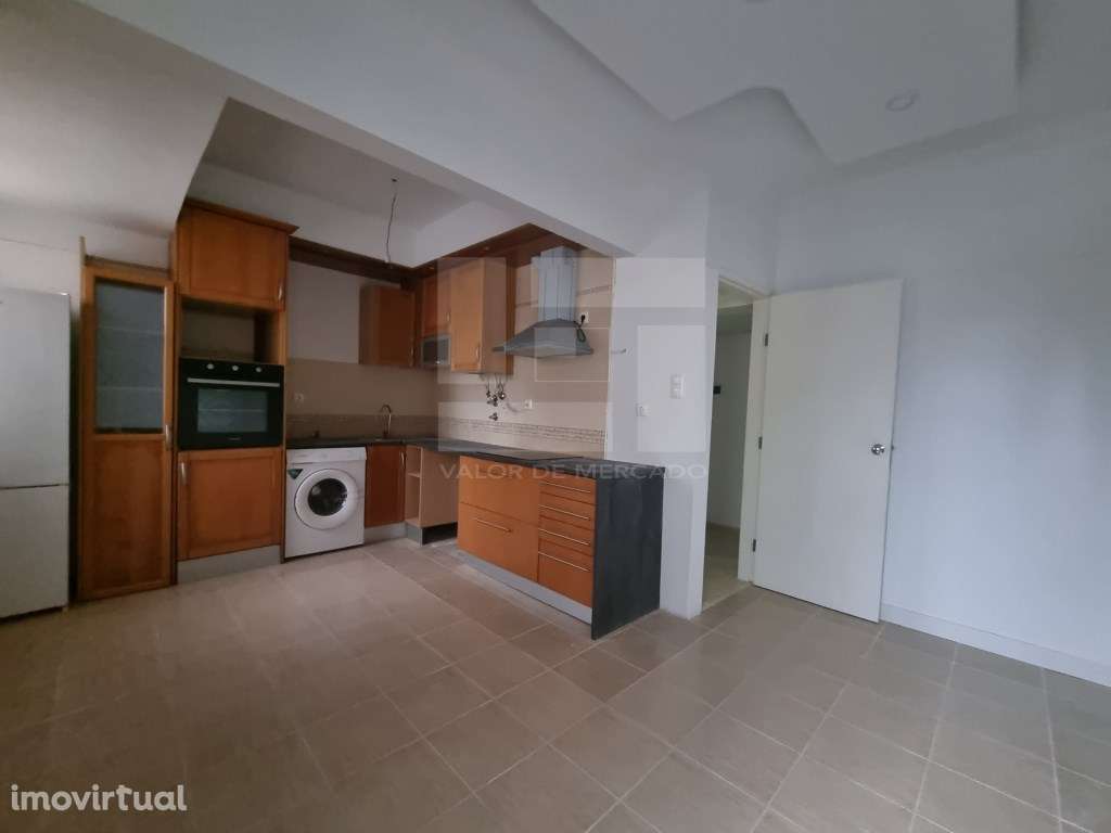 APARTAMENTO T2 - CALÇADA DOS MESTRES - Grande imagem: 2/26