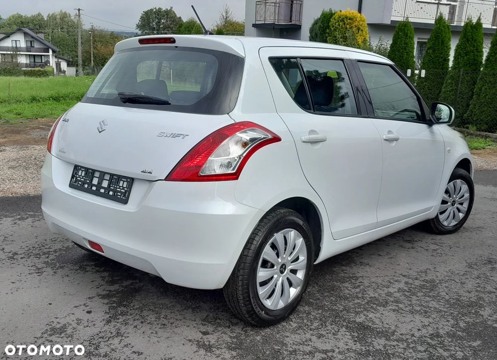 Suzuki Swift - 5