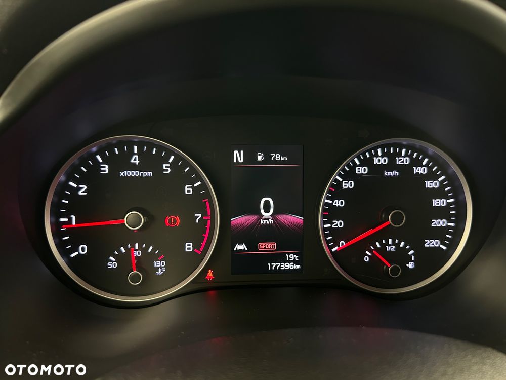 Kia Stonic 1.0 T-GDI L Business Line - 24