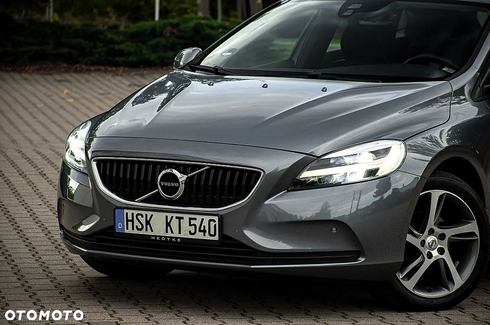 Volvo V40 D2 Drive-E Momentum - 8