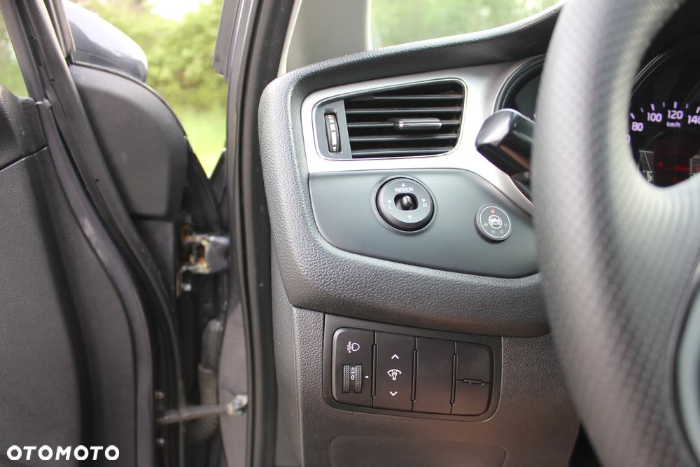 Kia Ceed 1.4 M - 12