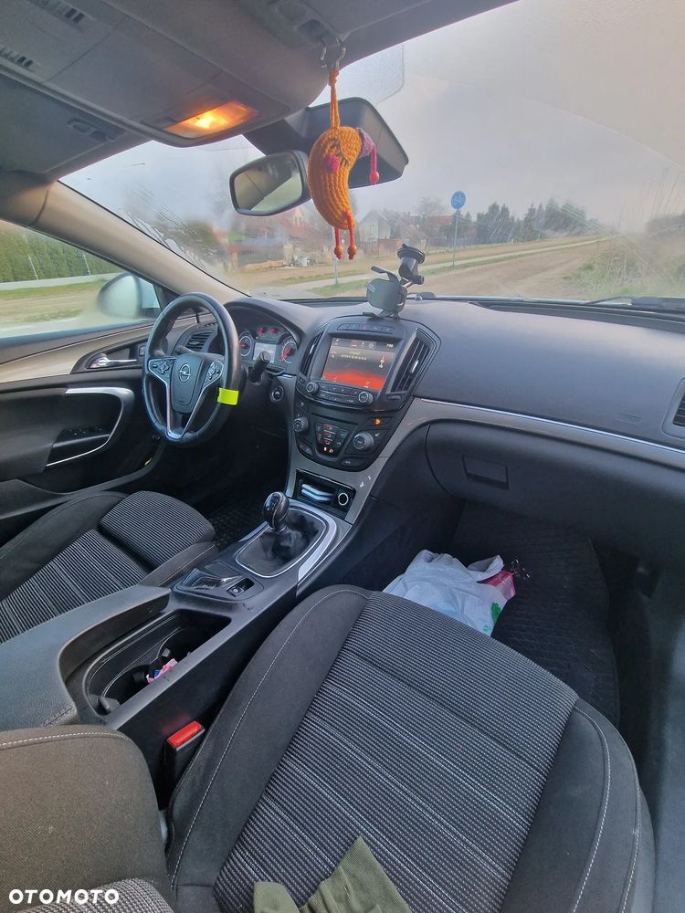 Opel Insignia - 18