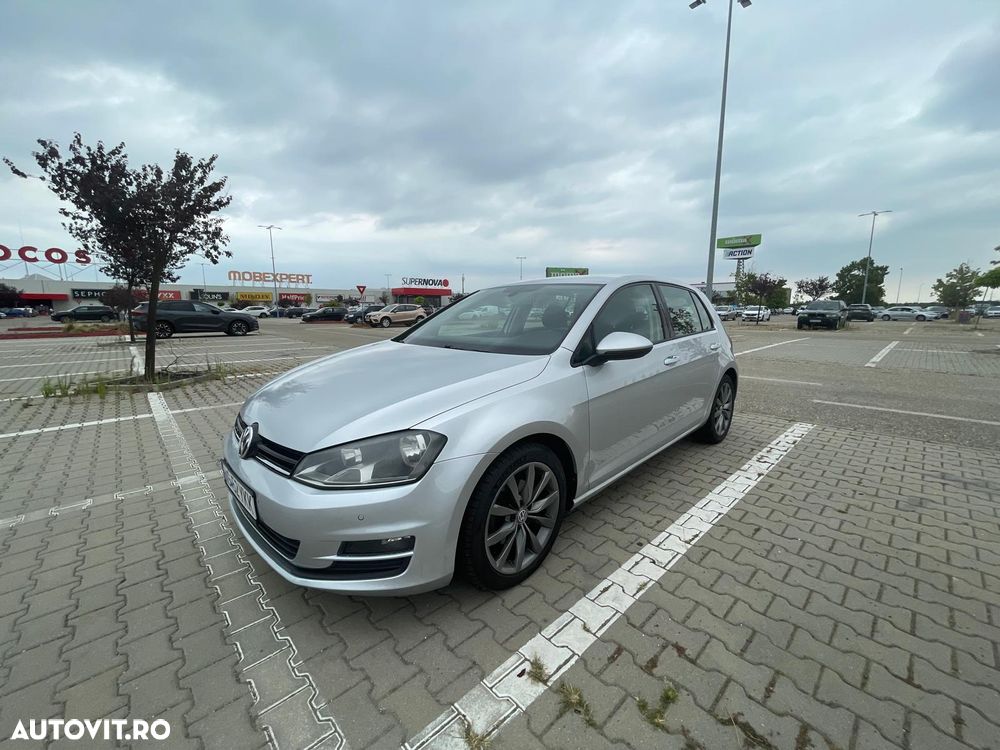 Volkswagen Golf 1.6 TDI DPF BlueMotion Technology Comfortline - 2