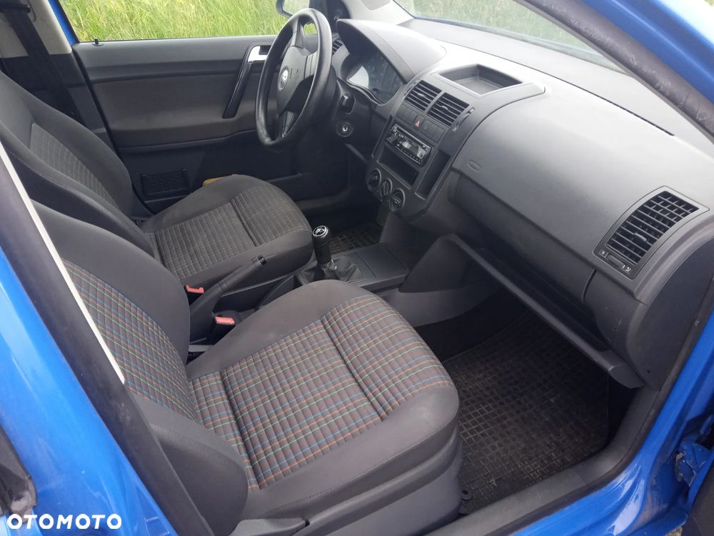Volkswagen Polo - 13