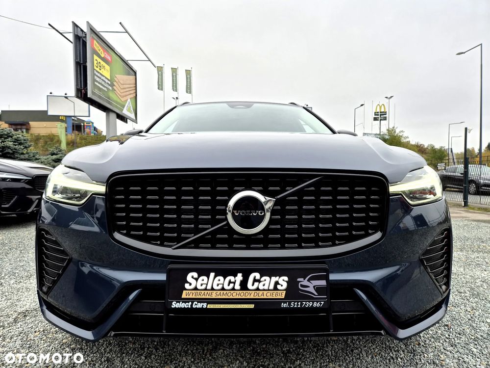 Volvo XC 60 B4 B Plus Dark - 35