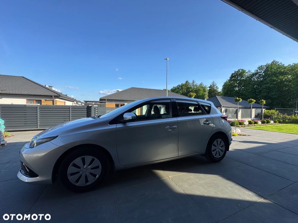 Toyota Auris 1.6 Active - 2