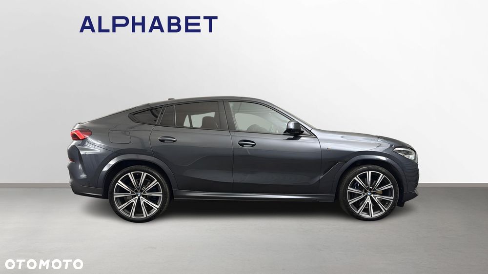 BMW X6 M50i - 6