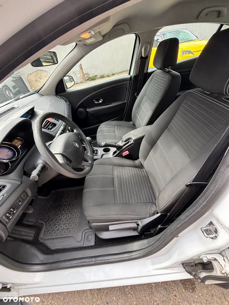 Renault Fluence - 5
