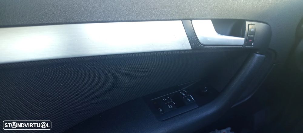 Audi A3 Sportback 2.0 TDi DSG - 9
