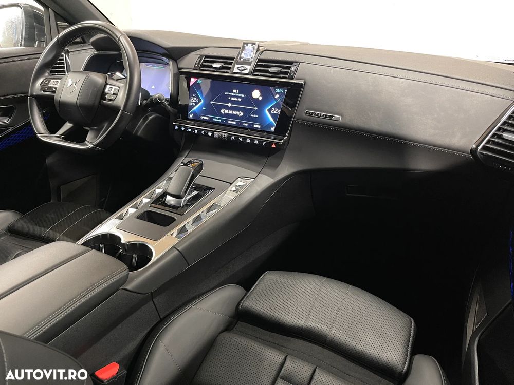 DS Automobiles DS 7 Crossback 1.6 PHeV AWD 300 EAT8 OPERA - 11