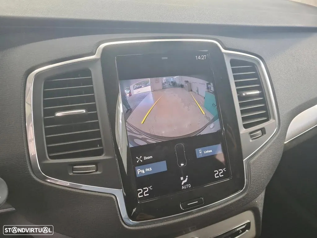 Volvo XC 90 2.0 T8 PHEV Momentum Plus AWD - 10