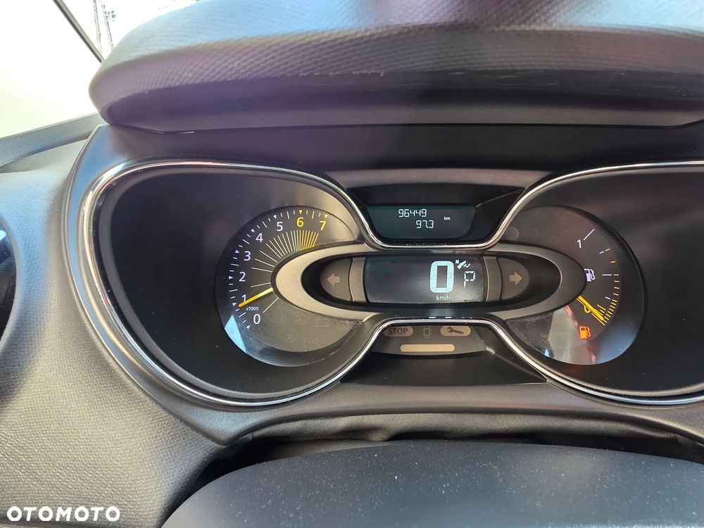 Renault Captur 1.2 TCe Zen EDC - 12