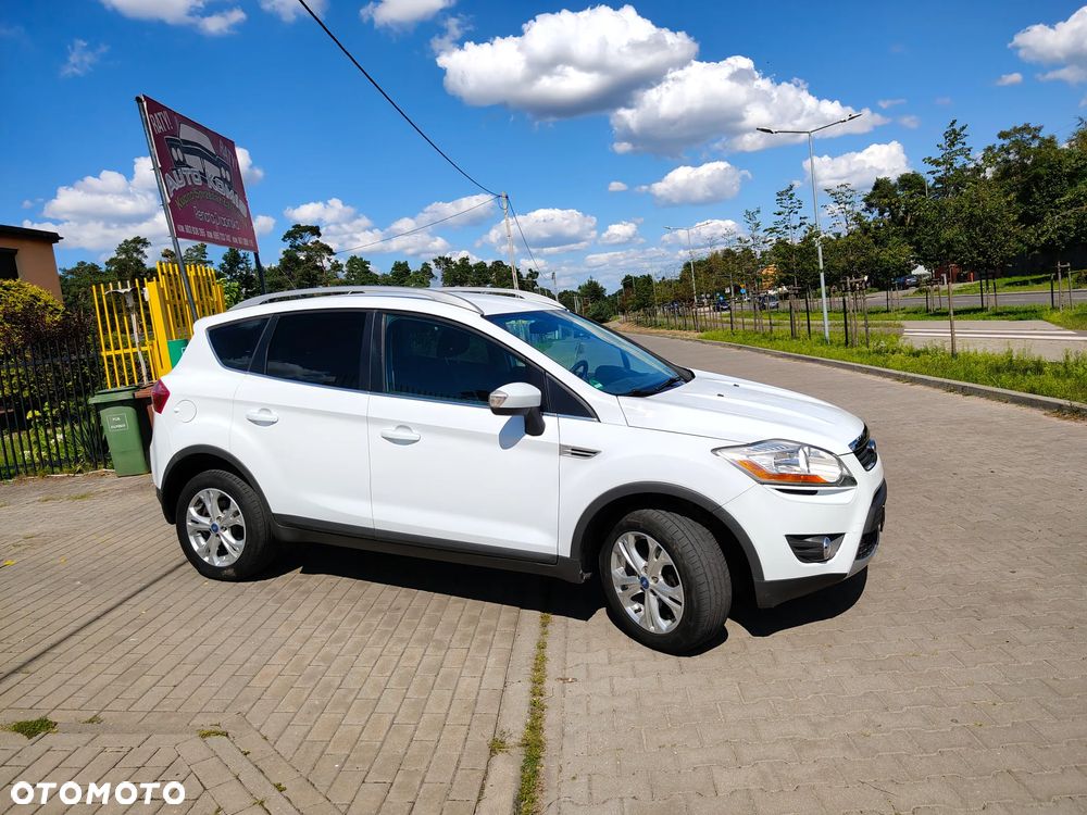 Ford Kuga 2.0 TDCi 2x4 Titanium - 8